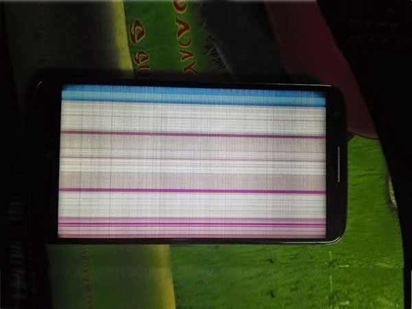 Sửa lỗi màn hình LG G2 bị sọc